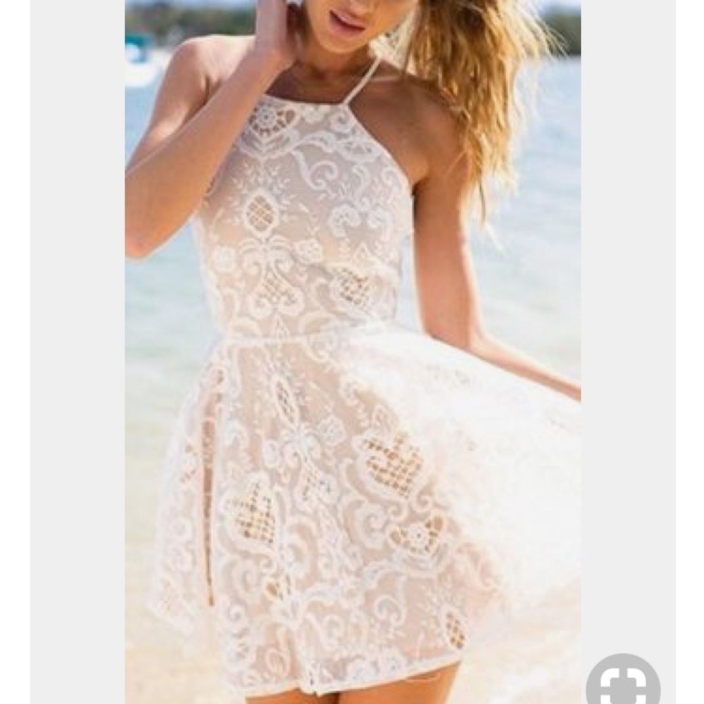 Monteau white lace dress